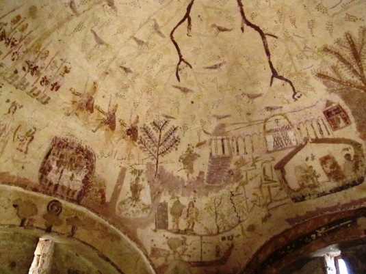Egypte Ncropole copte de Bagawat: Plafond dcor de scnes de la Bible datant du IV sicle.